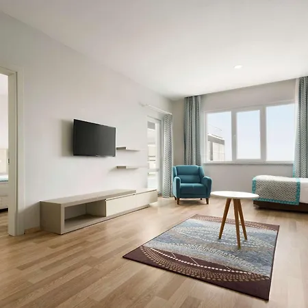 Hawthorn By Wyndham 4*