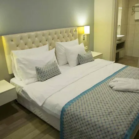 Hawthorn By Wyndham Hotel Cerkezkoy