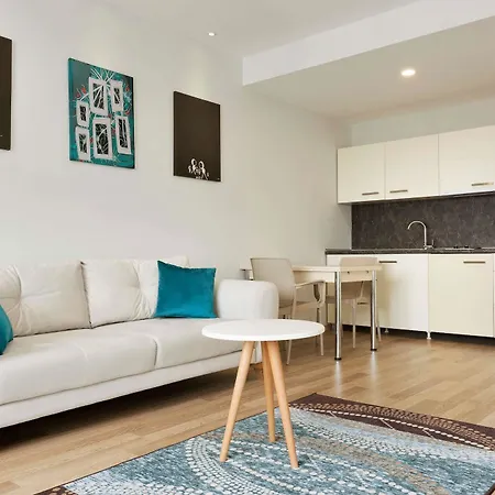 Hawthorn By Wyndham Hotel